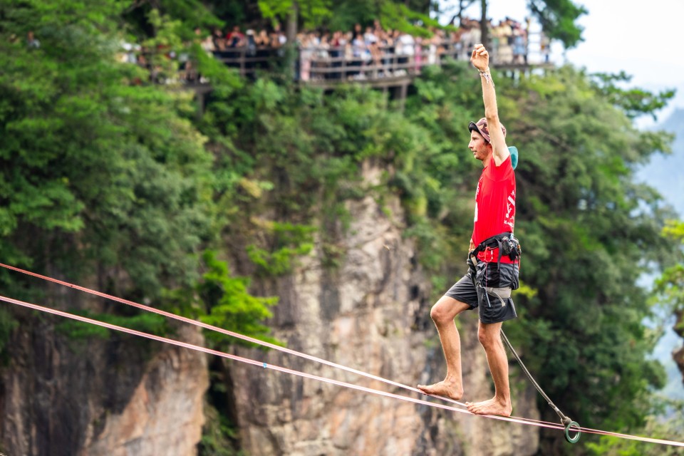 bt, 比赛中, aXDGm bt, 比赛中, aXDGm