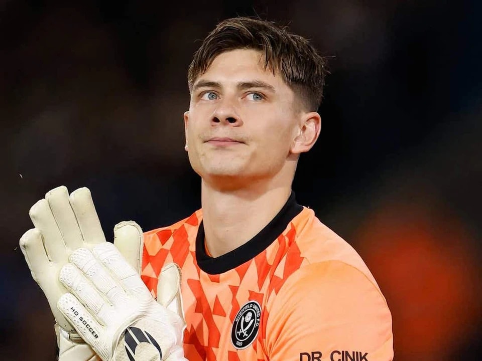 src, 新签约的球