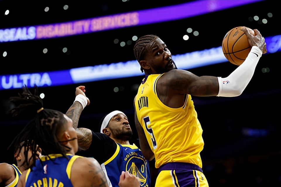 艾顿全场出, src 艾顿全场出, src